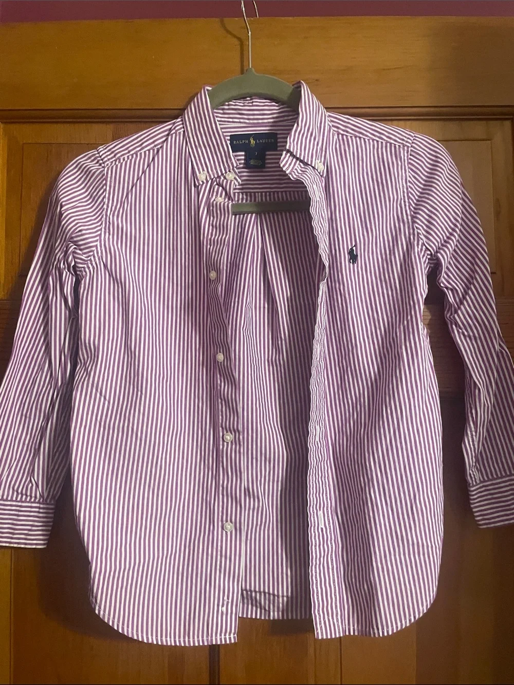 Ralph Lauren Boy’s Red and White Stripe Button-Down Shirt Size 7 mint